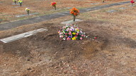 carolinegoodingmoorepinelawncemetarykinstonnc16dec2010_thumb.jpg