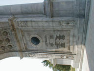 nat_memorial_arch2_thumb.jpg